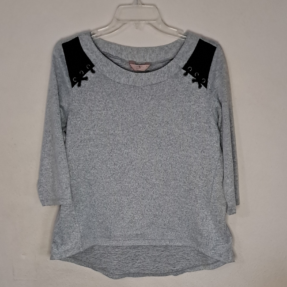 SJS Women's Size Large Gray Top with Black Accents